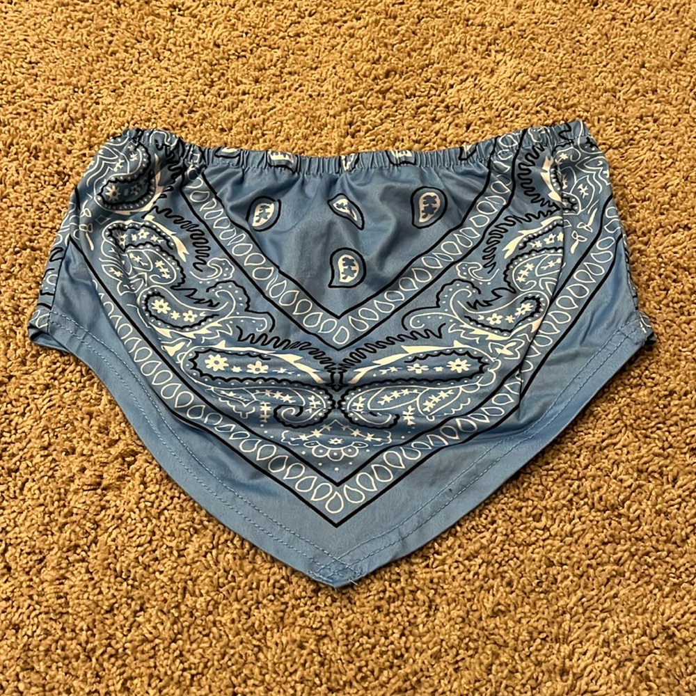 Strapless bandana top